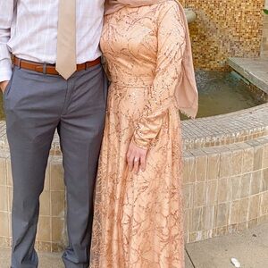 beautiful gold sequin dress